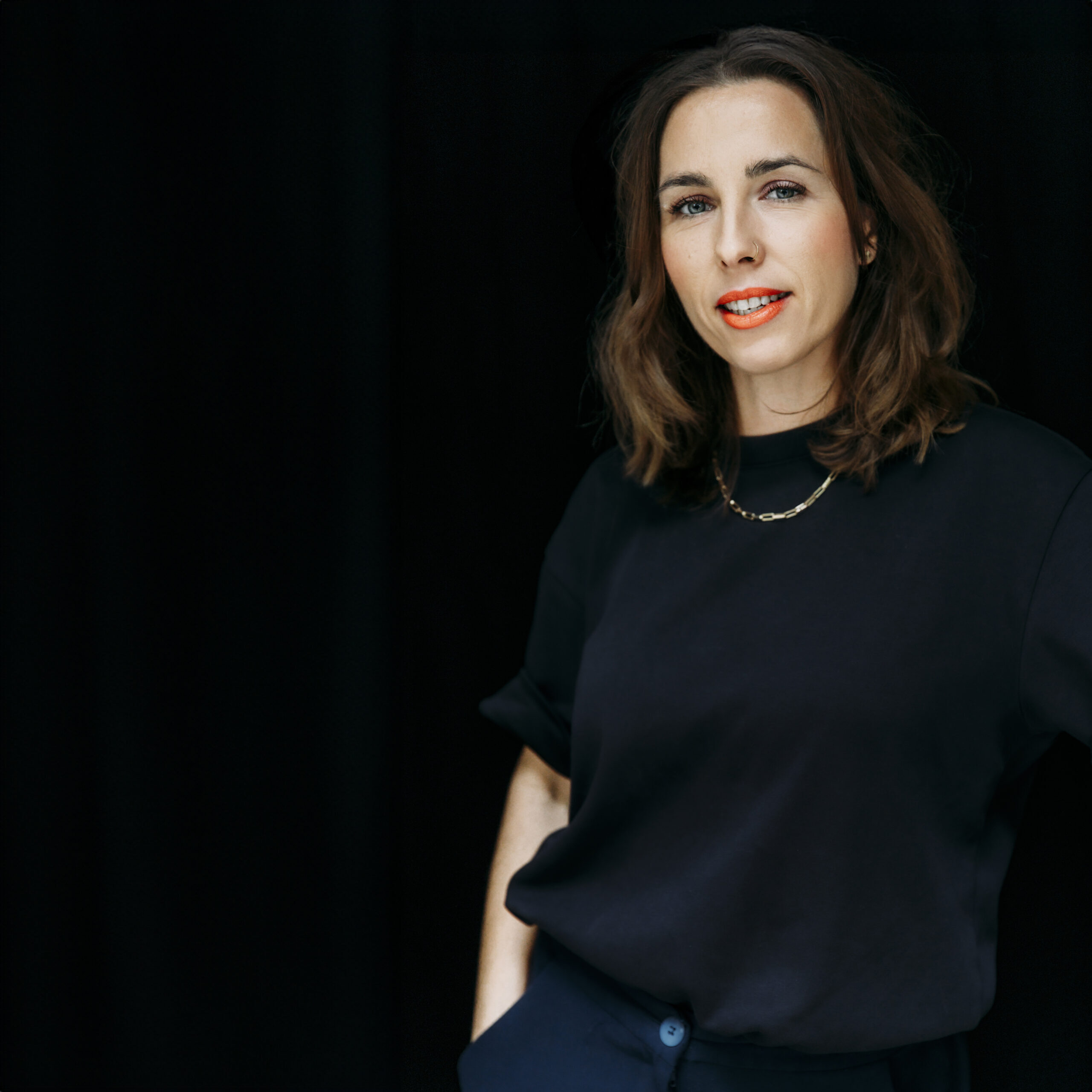 Portrait_Nadine_Stenzel_R1A0644_quadrat Portrait_Nadine_Stenzel_R1A0644_quadrat